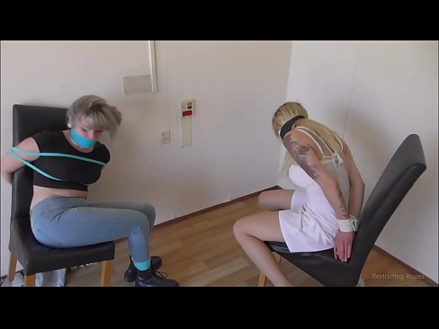 ❤️ Giyohvand / bog'langan va gagged / qayg'u ichida qiz ️ Super seks uz.pi-porno.ru ❌