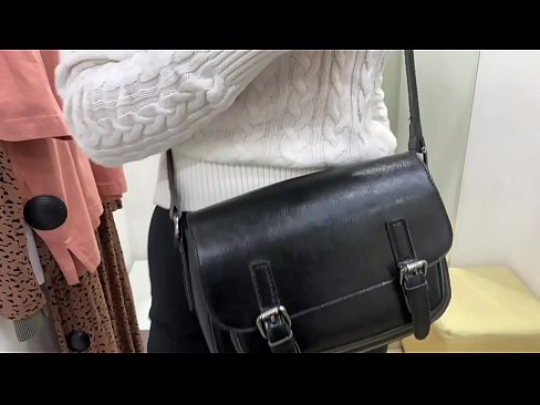 ❤️ Ommaviy onanizm yosh kaltak FeralBerry bir dildo bilan fitting xonasida ️ Super seks uz.pi-porno.ru ❌