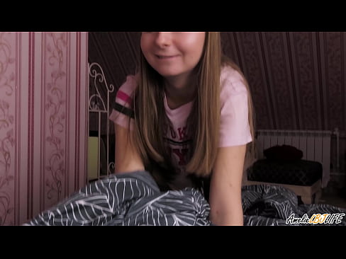 ❤️ Blondie uning BFF ning chuqur so'radi va uning og'ziga Jum oladi ️ Super seks uz.pi-porno.ru ❌